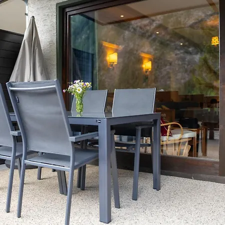 Apartman Herzerl - *